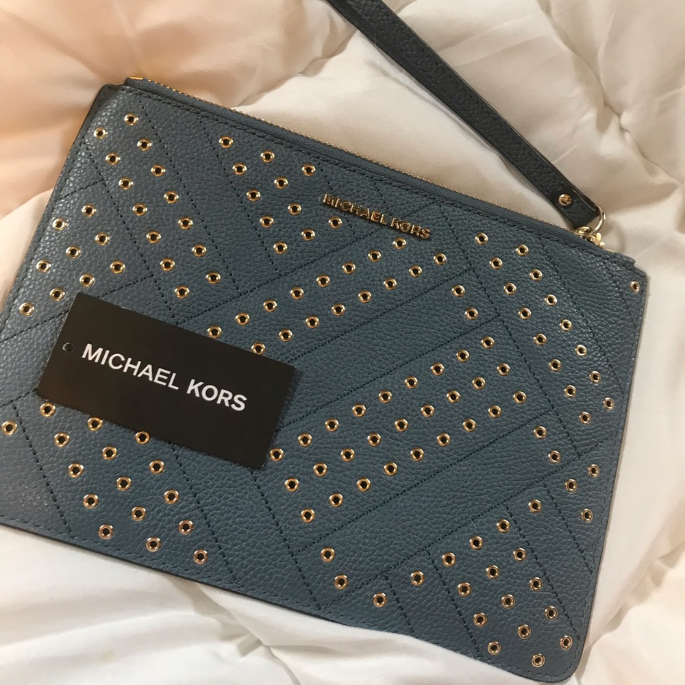 Michael Kors Jet Set Travel XL Zip Clutch